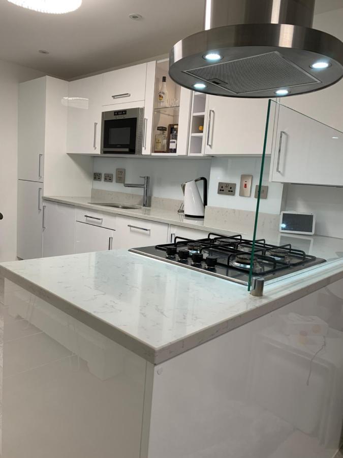 Апартаменты A Byk Luxury Modern That Sleeps 2 - 8 People *