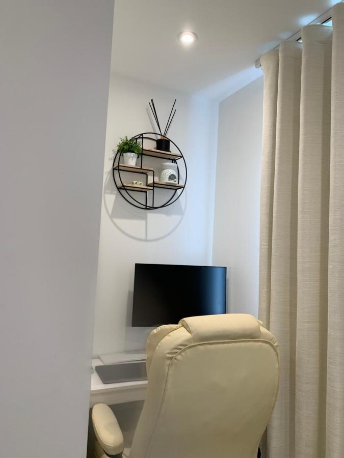 A Byk Luxury Modern That Sleeps 2 - 8 People